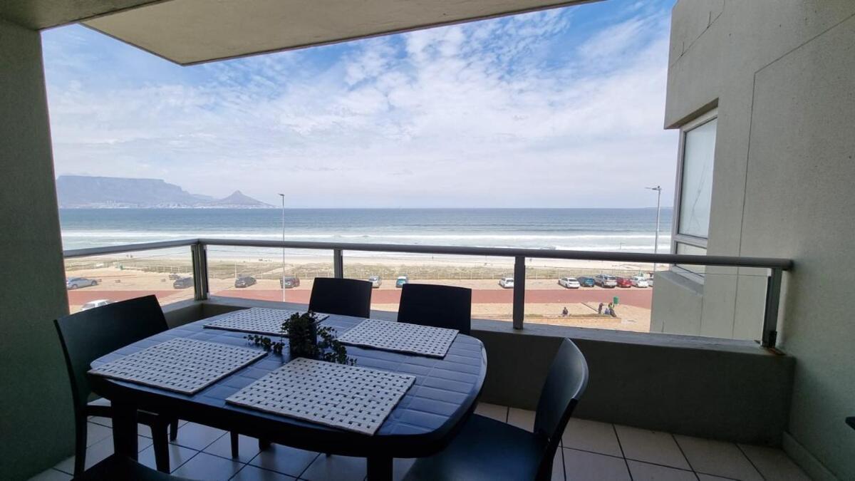Beachfront With Amazing Views On Kite Surfing Apartment