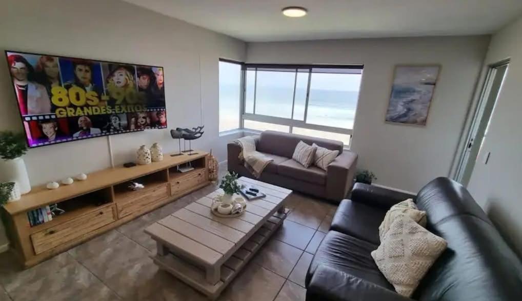 Beachfront With Amazing Views On Kite Surfing